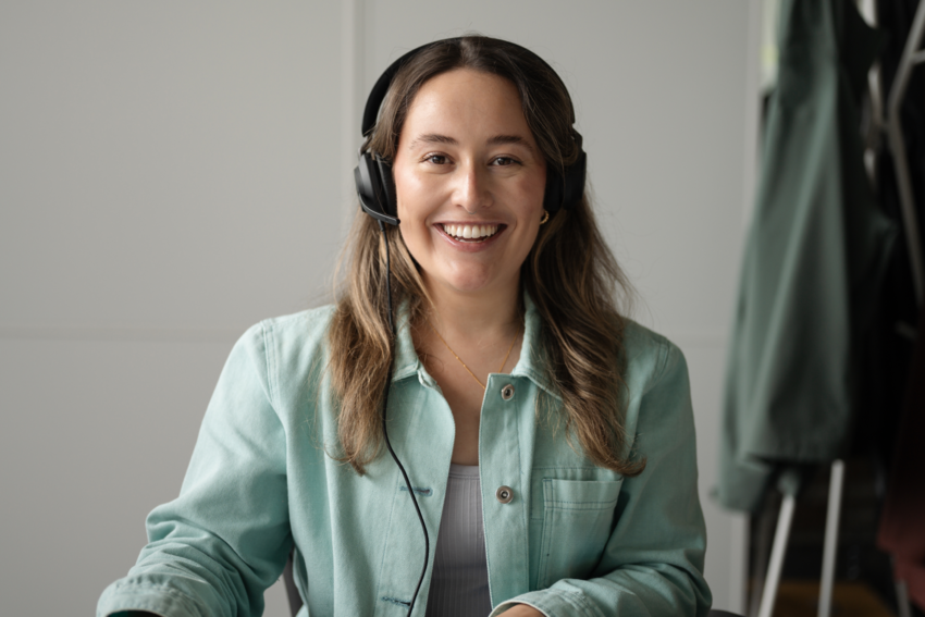 Jane Support Team member helping a customer